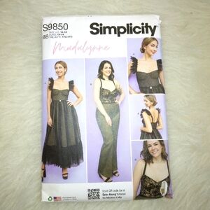 SIMPLICITY S9850 SZ 1X-5X Corset to dress or jumpsuit designed by Madalynne